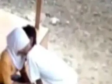 Ngintip Jilbab Sange Sama Pacarnya Di Lapangan Sekolah